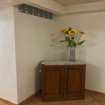 Casa Di Chiara Daire Terni Dış mekan fotoğraf