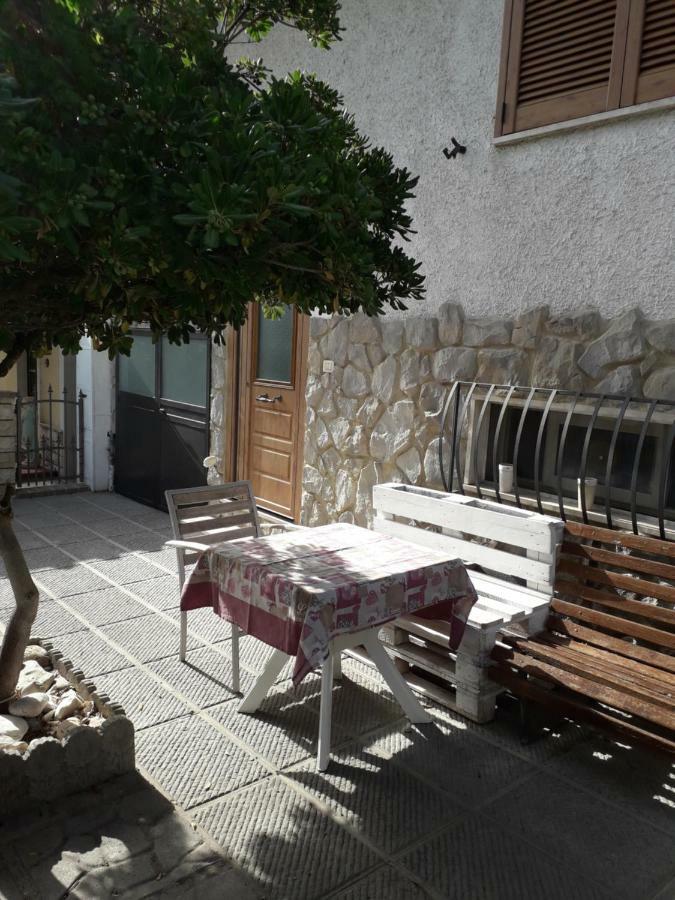 Casa Di Chiara Daire Terni Dış mekan fotoğraf