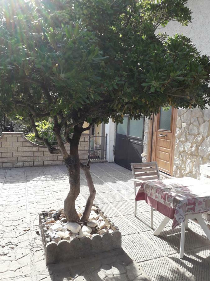 Casa Di Chiara Daire Terni Dış mekan fotoğraf